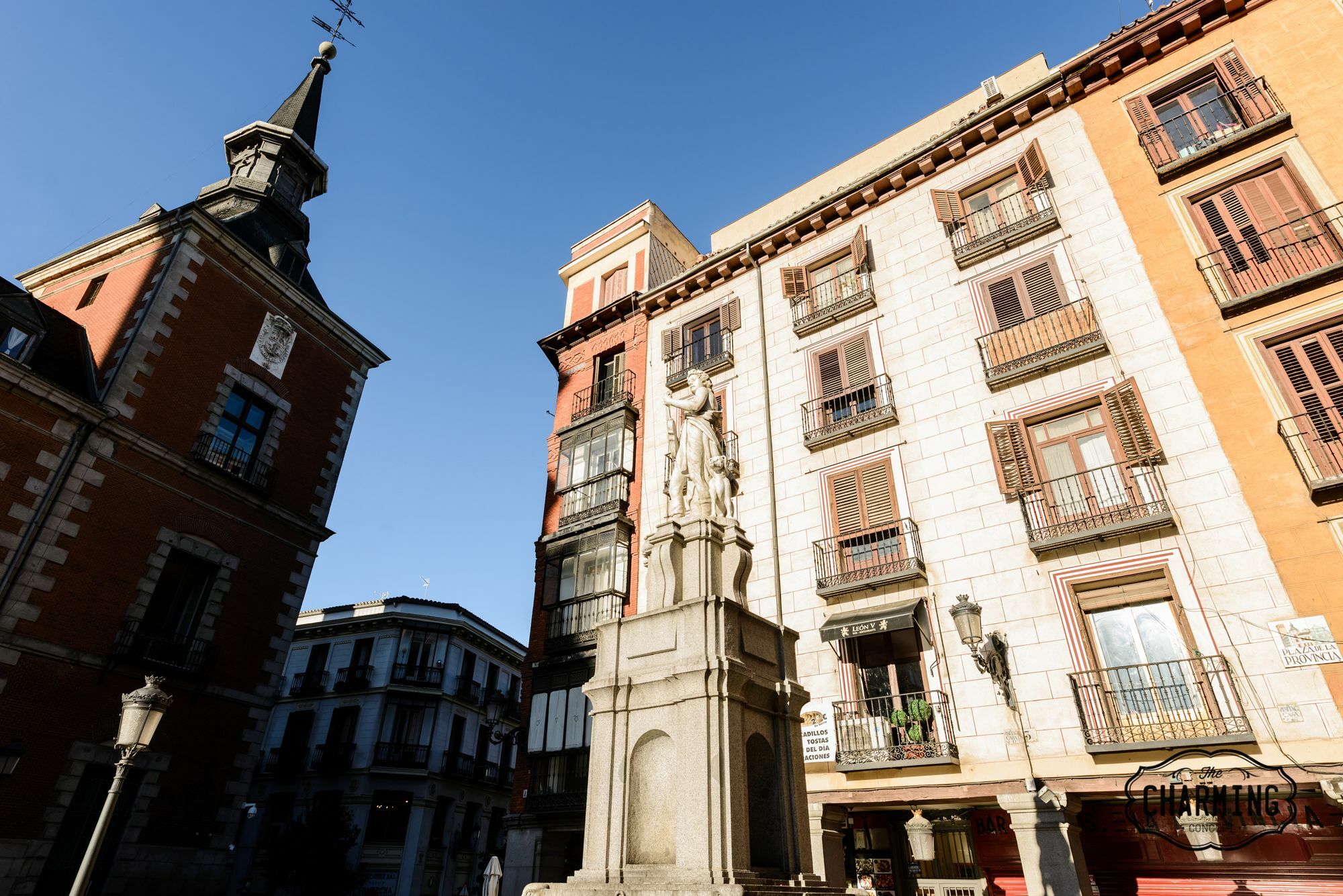 Charming Madrid Plaza Apartment Exterior photo